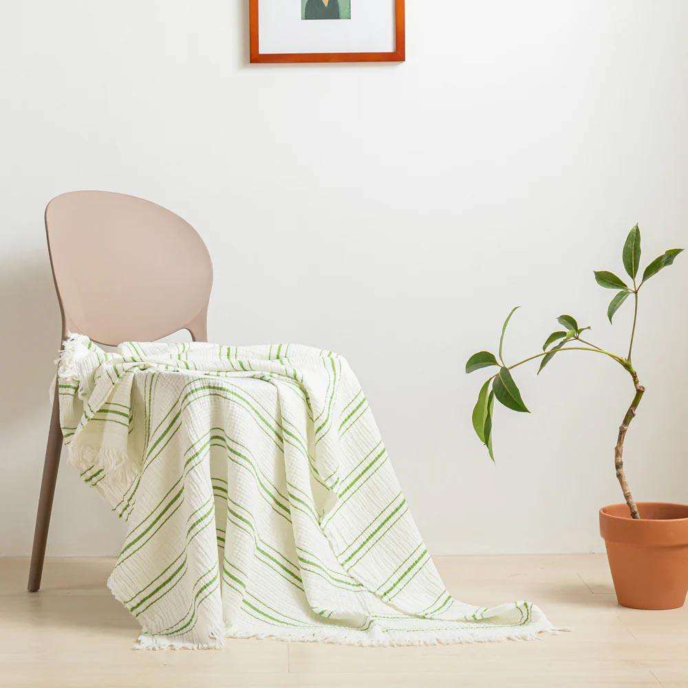Wholesale White Green Striped Throw Blanket with Tassels Soft Breathable Woven Fabric for Sofa and Home Decor OEM ODM