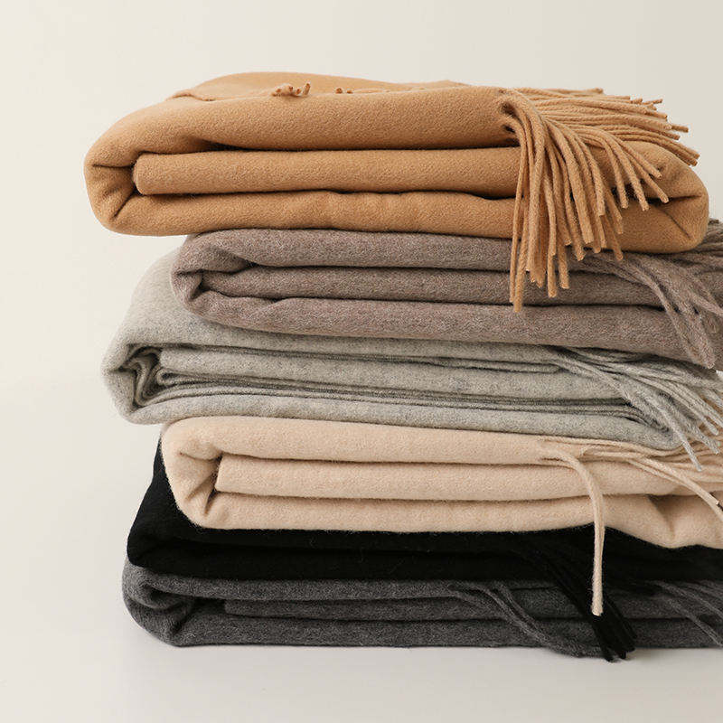 Solid Color Pure Wool Blanket Luxury Soft Thermal Woven Oversize Throw For Bed And Sofa Soft Breathable For Home Decor OEM ODM