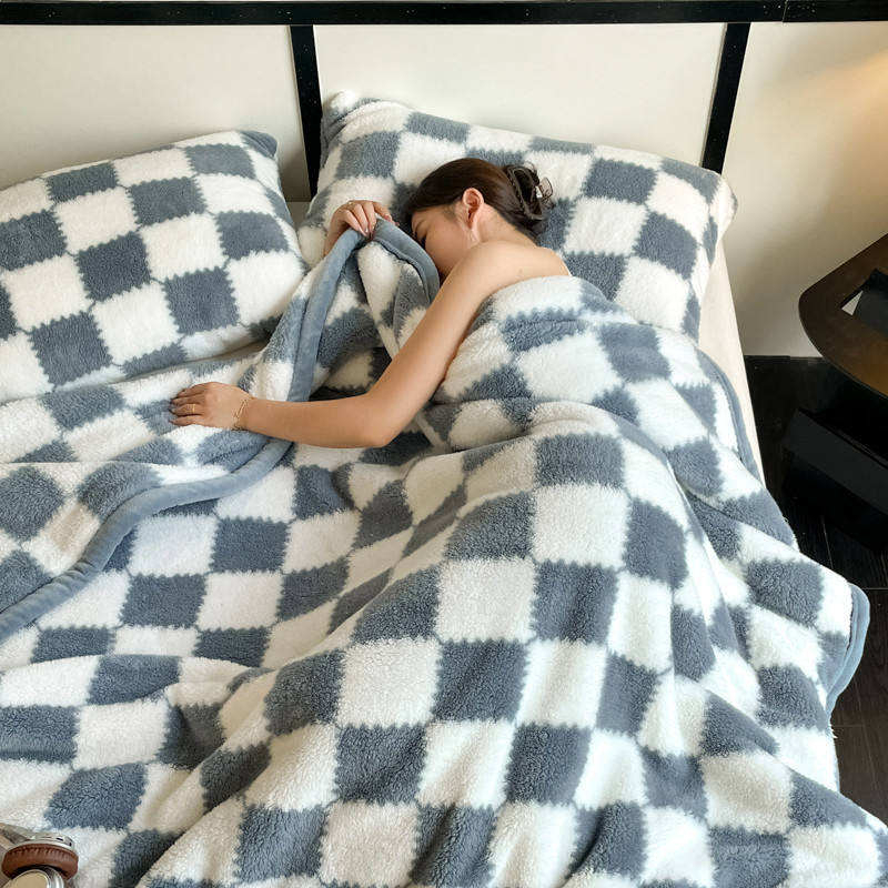 Custom OEM ODM Eco Friendly OEKO TEX Certified Double Layer Flannel Blanket Checkered Print Thick Warm for Hotel Home