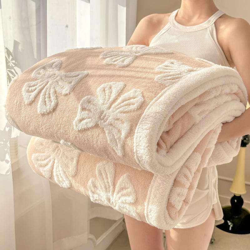 All Winter Warm Jacquard Flannel Blanket OEM ODM Thickened Plush Texture Multi Purpose Indoor Household Warm Blanket