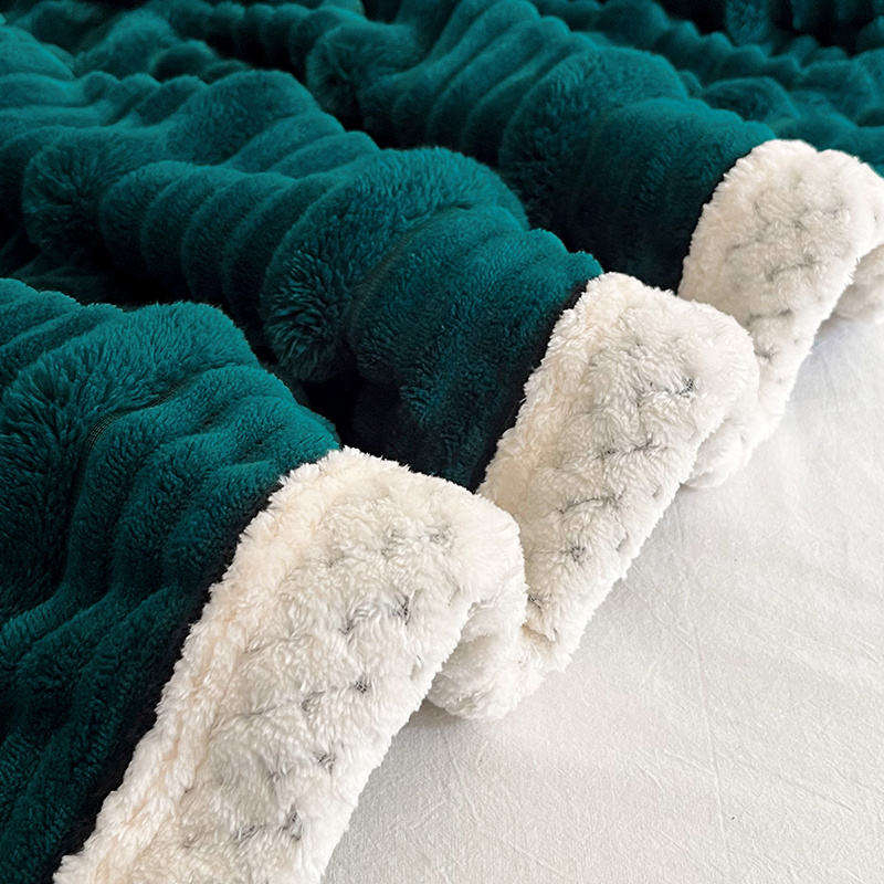Custom OEM ODM Faux Rabbit Fur Blanket Anti-Pilling Soft Cozy Thickened Reversible for Hotel Homestay Bedroom Daily Home