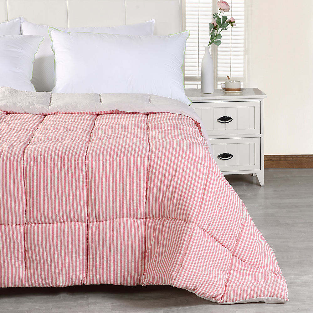 OEM ODM Wholesale Yarn Dyed Microfiber Duvet Classic Stripe Design Polyester Filling for Bulk Order