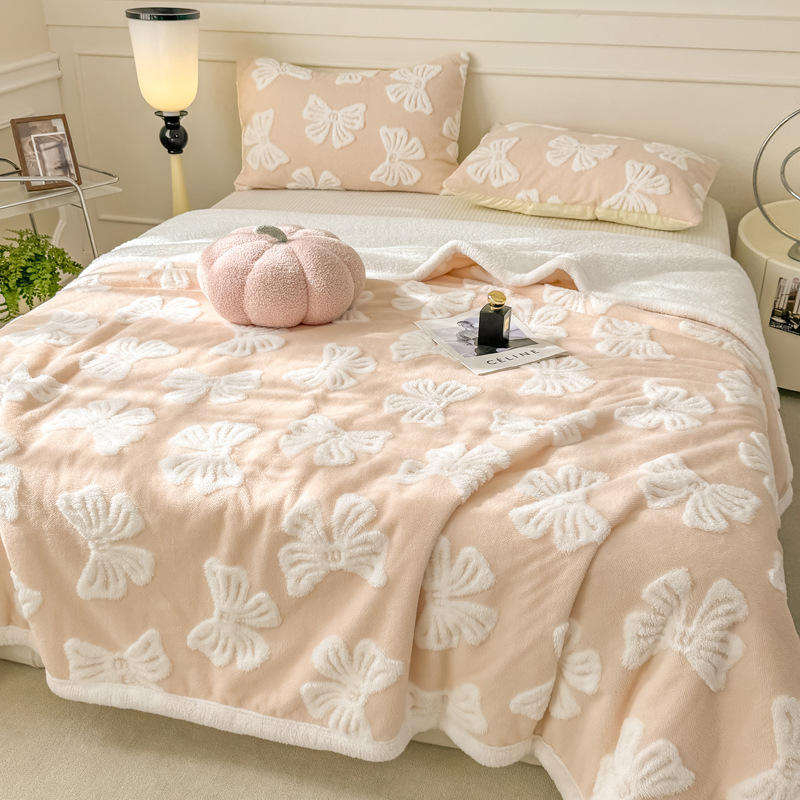All Winter Warm Jacquard Flannel Blanket OEM ODM Thickened Plush Texture Multi Purpose Indoor Household Warm Blanket