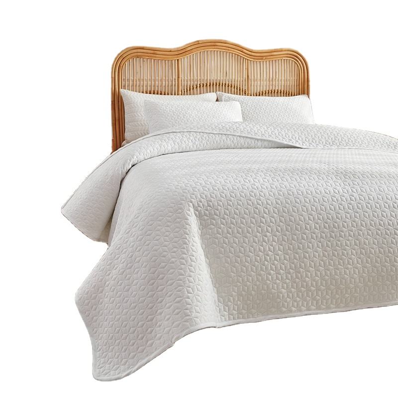 Custom 3 Pieces 600TC Polyester Ultrasonic Quilt Set Geometric Stitching All Season Lightweight for Bedroom Home OEM ODM