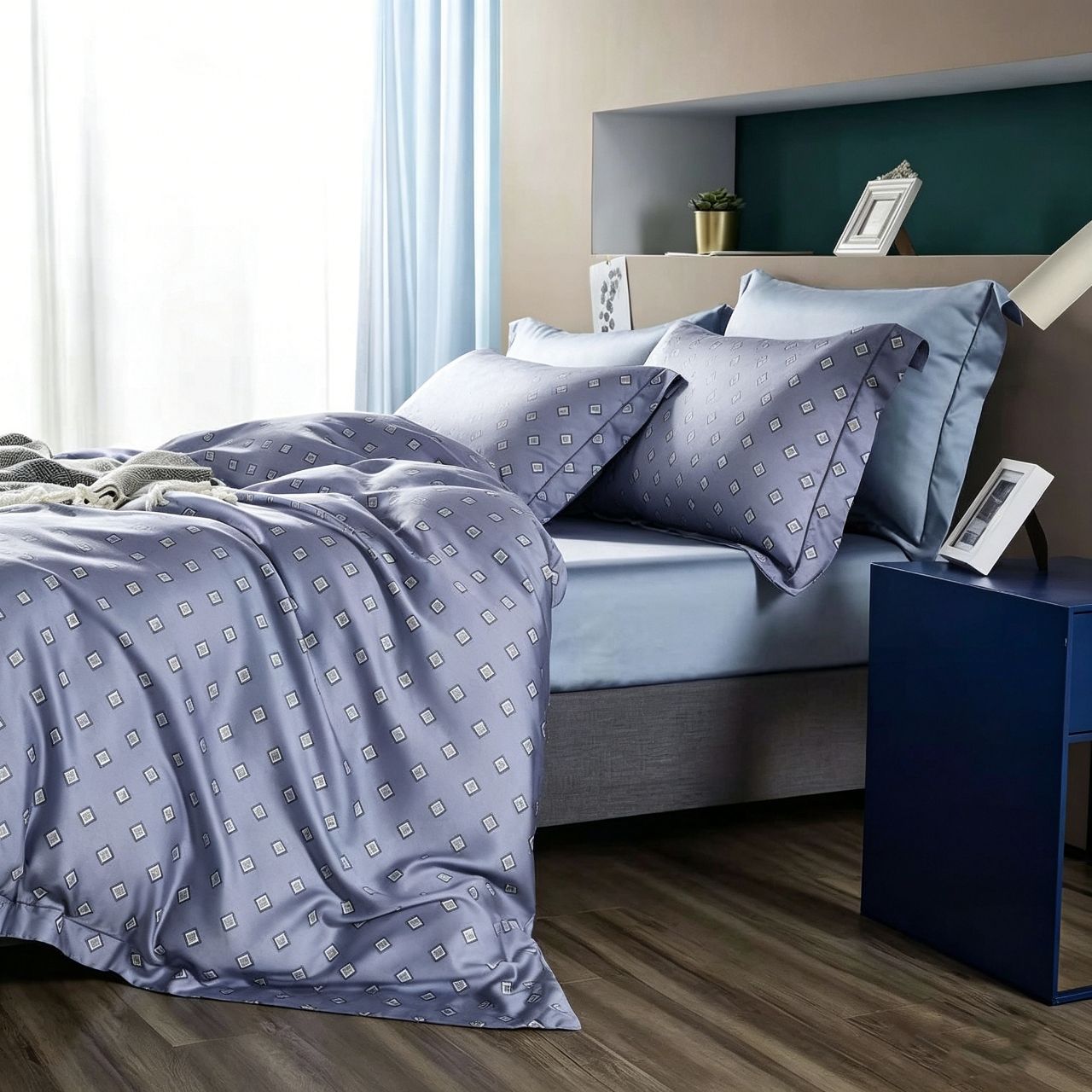 Custom Logo 300TC Printed Bedding Set Breathable Cooling Comforter for Home Bedroom OEM ODM