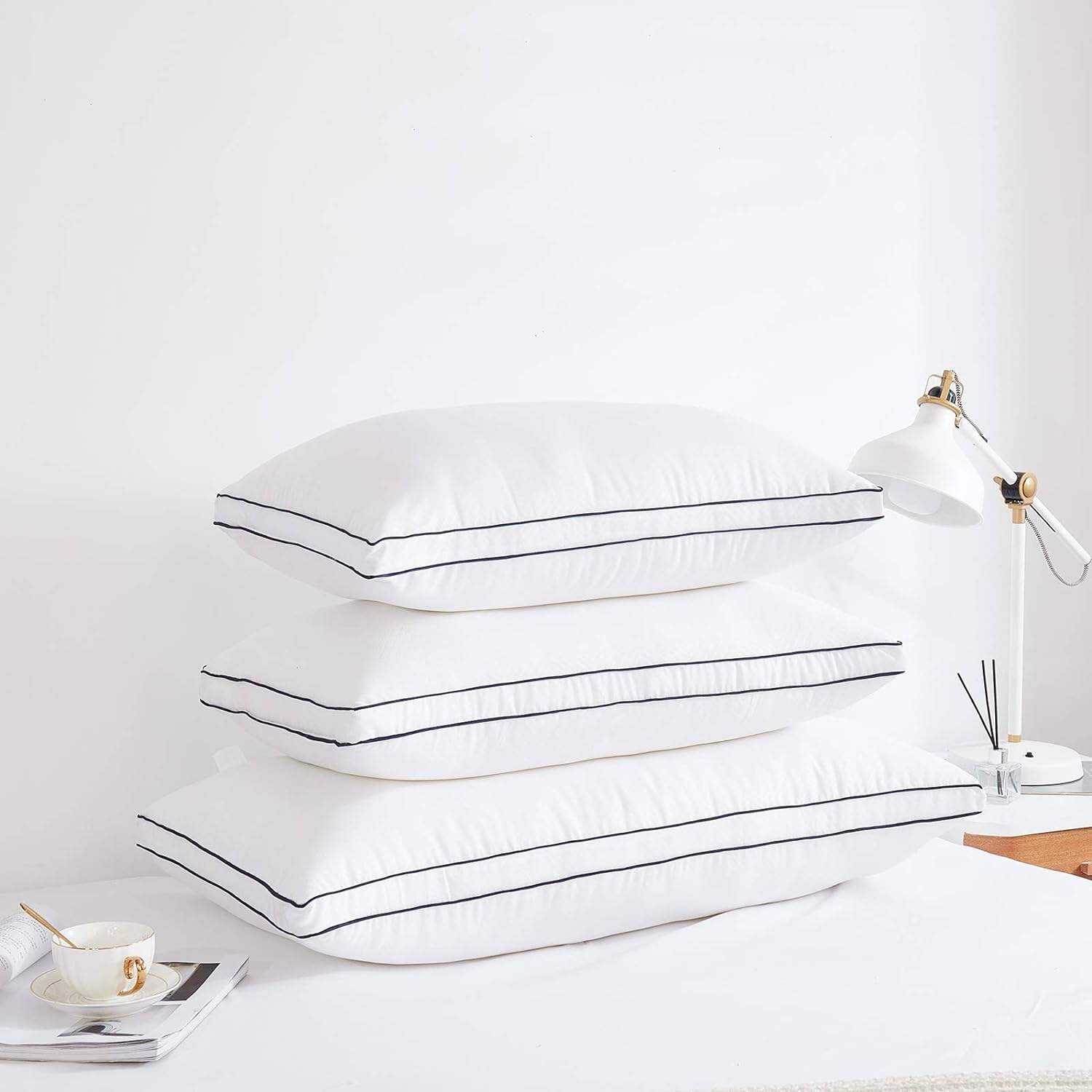 OEM ODM Custom Service in Stock Cooling Bed Pillows White Hotel Quality Soft Sleeping Pillows Support Bulk Wholesale