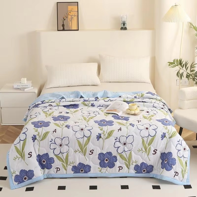 Factory Wholesale Custom OEM ODM Washed Cotton Summer Quilt Cartoon Printed Breathable Soft Thin Air Condition Quilt