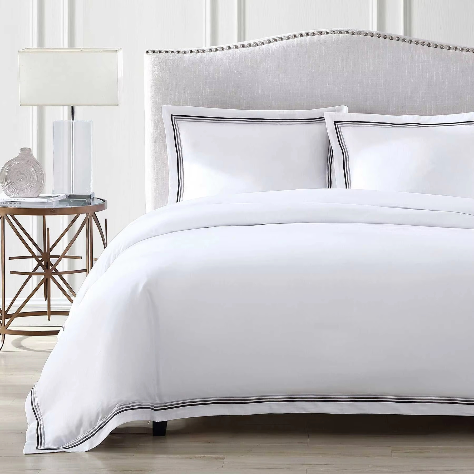 Custom OEM ODM 5 Star Hotel Bedding Set 100% Cotton Embroidery Multi Color Border Solid White Wholesale 5 Star Luxury Use
