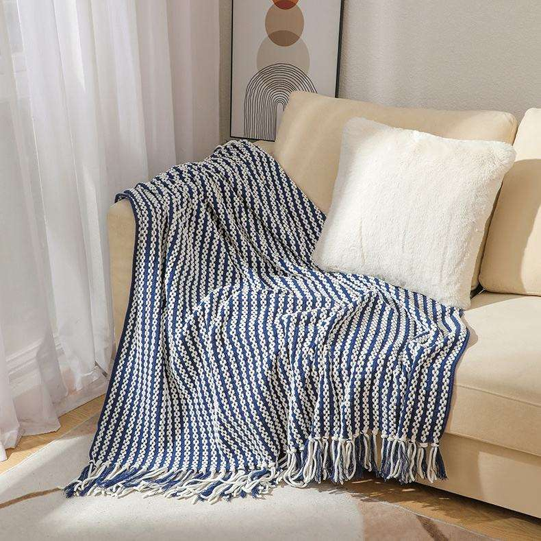 Custom OEM ODM 100 Percent Acrylic Knitted Throw Blanket Tassel Design for Hotel Home Decoration Design for Home Travel
