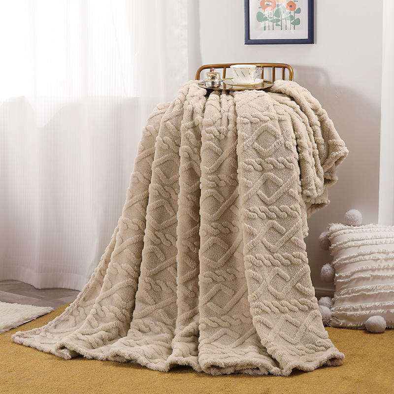 Custom OEM ODM Thick Rabbit Plush Blanket Solid Color Winter Warm King Size 230x250cm Hotel Home Use
