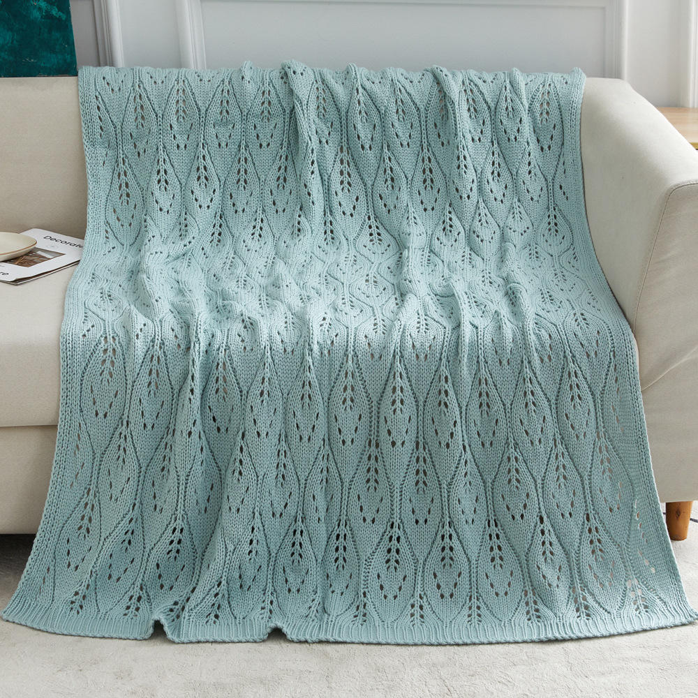 Custom OEM ODM Wholesale Nordic Style Knitted Jacquard Throw Blanket Soft Breathable Warm Durable for Sofa Bed All Seasons