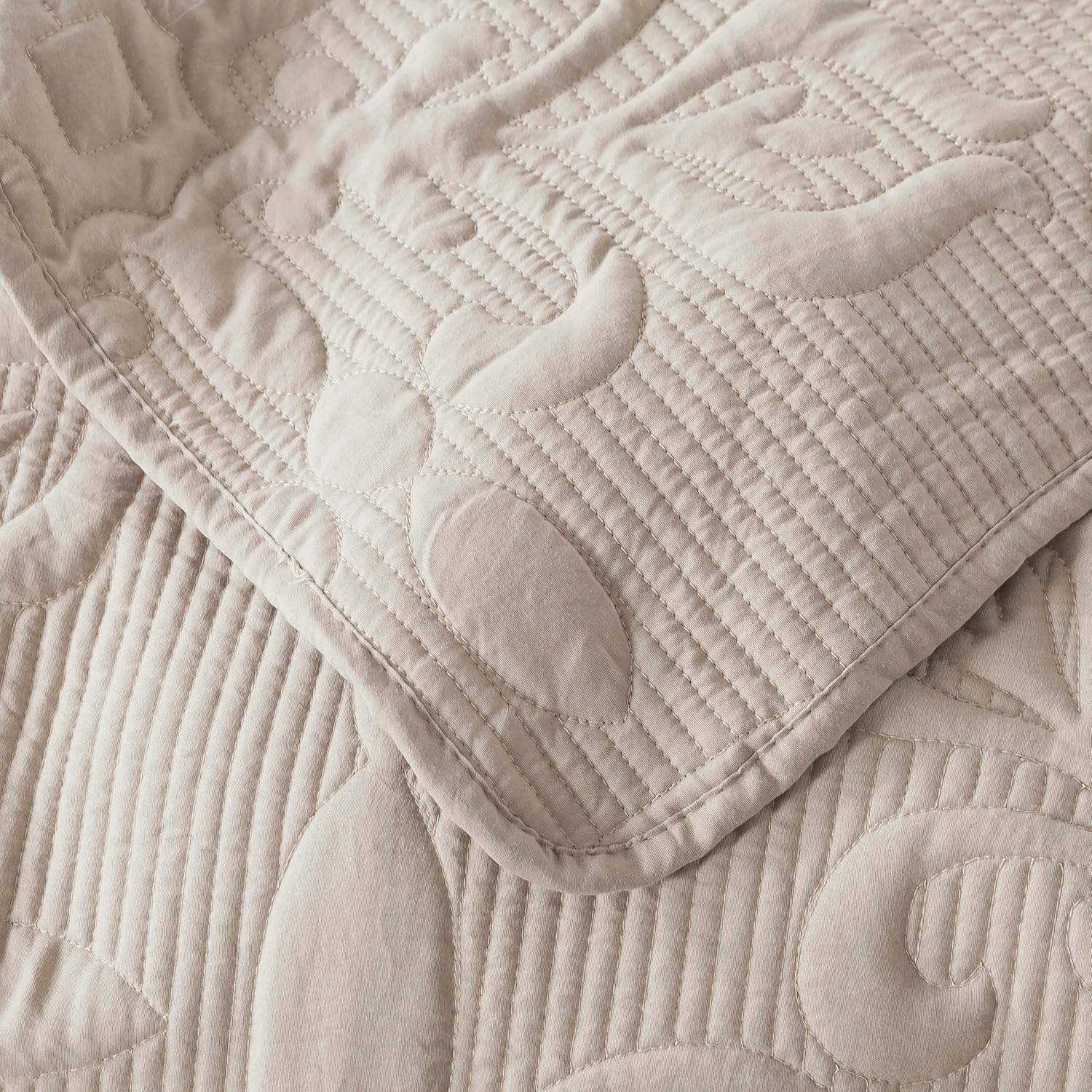 High Grade Cotton Satin Quilted Bedspread Bedding Set Soft Silky Breathable Summer Quilt Bedspread For Bedroom Daily Use
