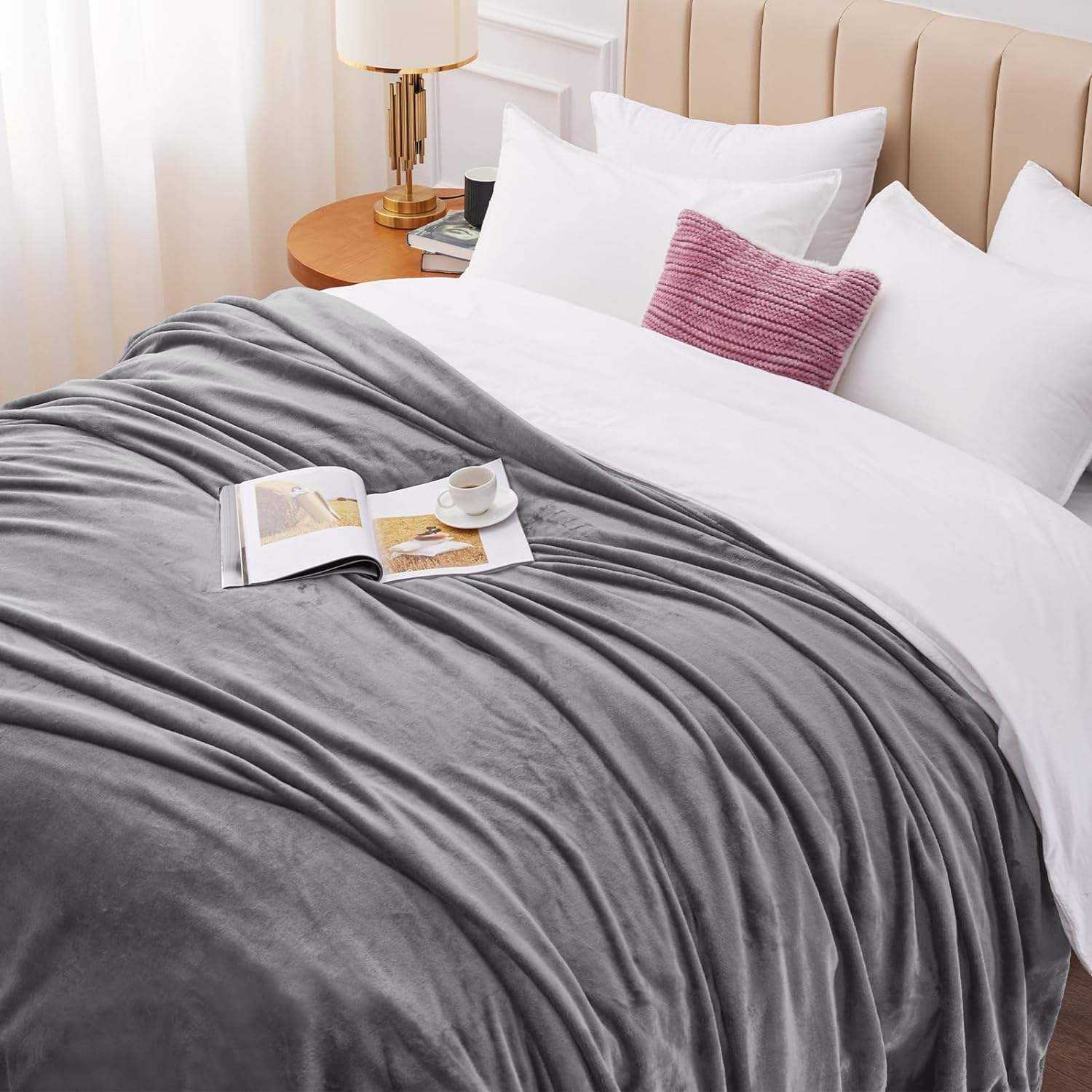Flannel Fleece Throw Blanket, Custom Super Soft Warm Fuzzy Blanket for Couch Bed Home Hotel Use