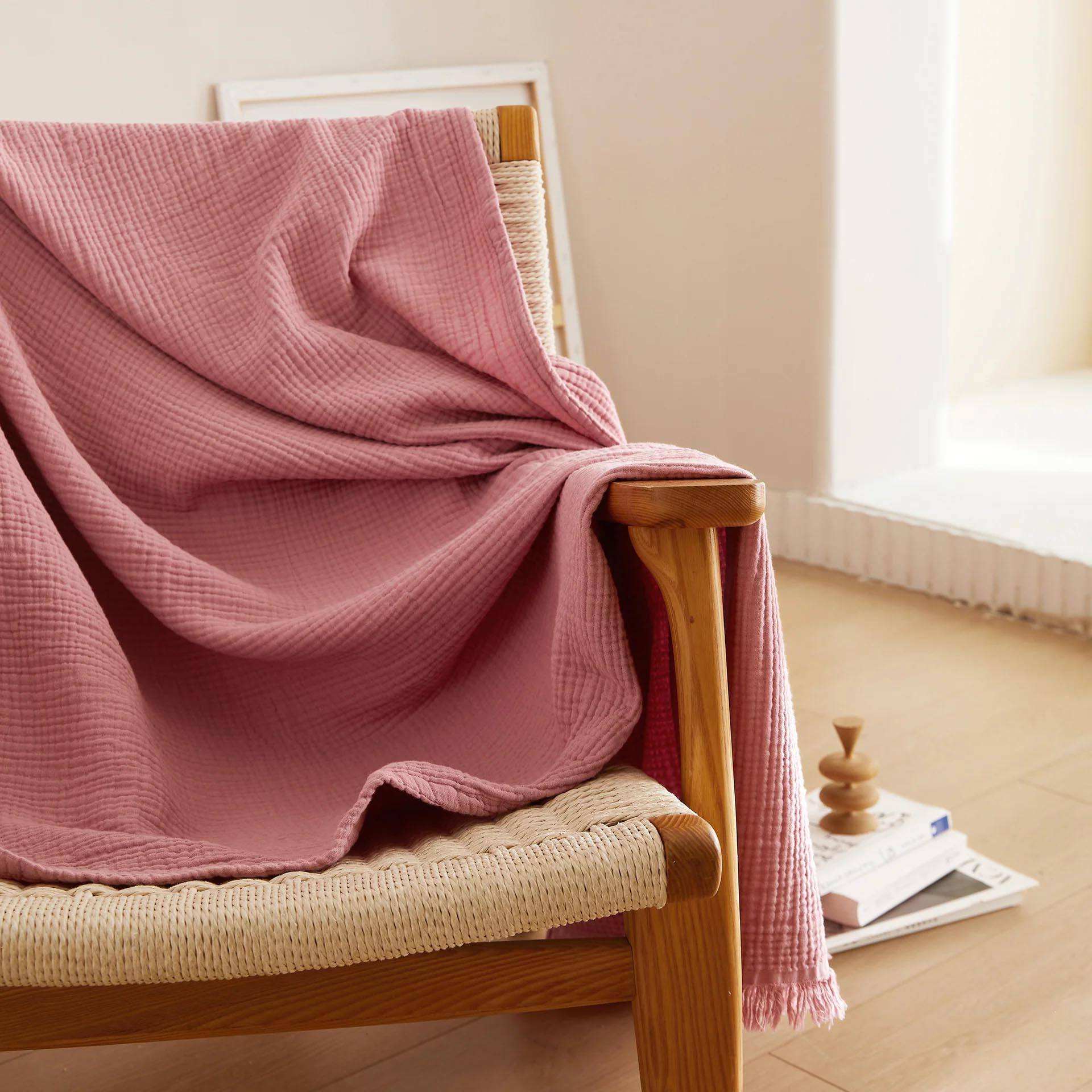 High Quality Muslin Gauze Throw Blanket with Tassels Pink Woven Fabric Soft Breathable for Home Decor OEM ODM