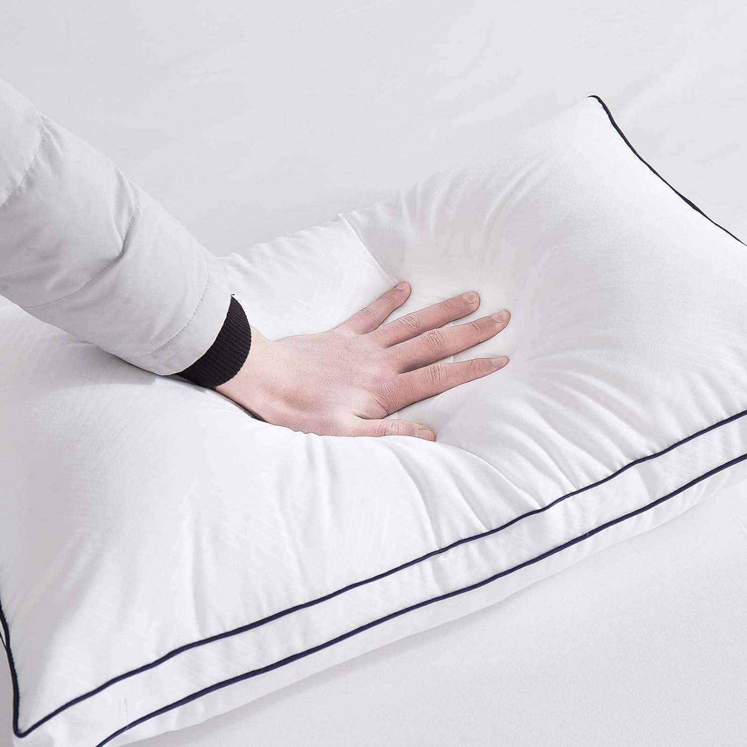 OEM ODM Custom Service in Stock Cooling Bed Pillows White Hotel Quality Soft Sleeping Pillows Support Bulk Wholesale
