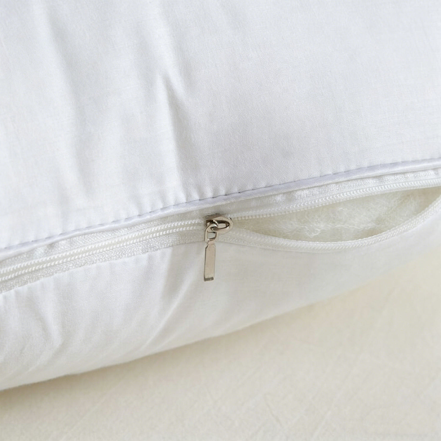 New Arrive 21x54 Inch Microfiber Body Pillow Insert Ultra Soft Pregnancy Pillow for Full Body Sleeping Support OEM ODM