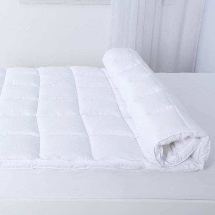 OEM ODM Wholesale 3-4 Inch Gusset Queen Goose Down Mattress Topper Feather Bed Baffled for Bedroom Hotel Home Bulk Order