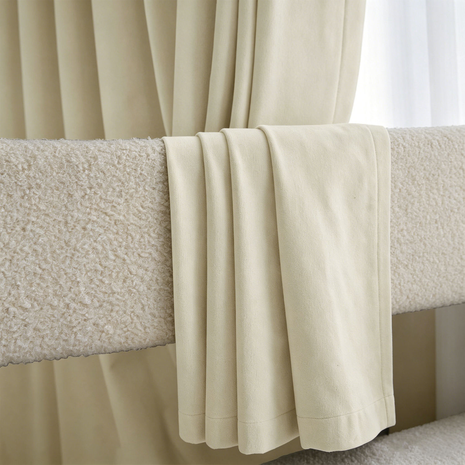 Class A Safety Standard Velvet Textured Full Blackout Curtain Luxury Window Curtain For Bedroom And Living Room OEM ODM