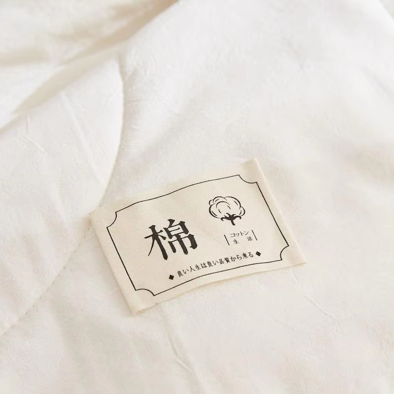 Custom OEM ODM 100% Cotton Summer Cool Quilt Soft Durable Breathable Quilt Suitable for All Home Hotel Use
