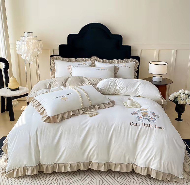 Premium French Style Washed Cotton Bedding Set Ultra Soft Breathable Embroidered Ruffle Trim Bed Set for Home Hotel Decoration