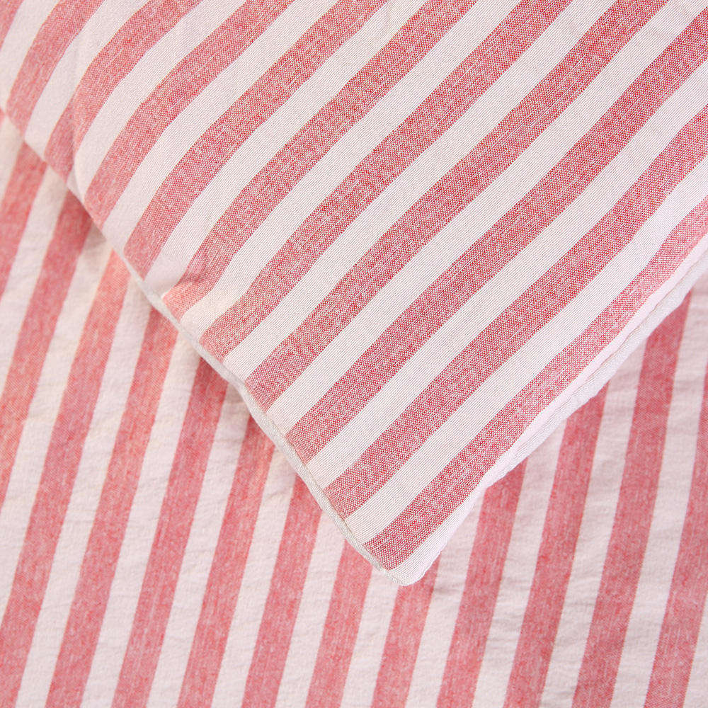OEM ODM Wholesale Yarn Dyed Microfiber Duvet Classic Stripe Design Polyester Filling for Bulk Order
