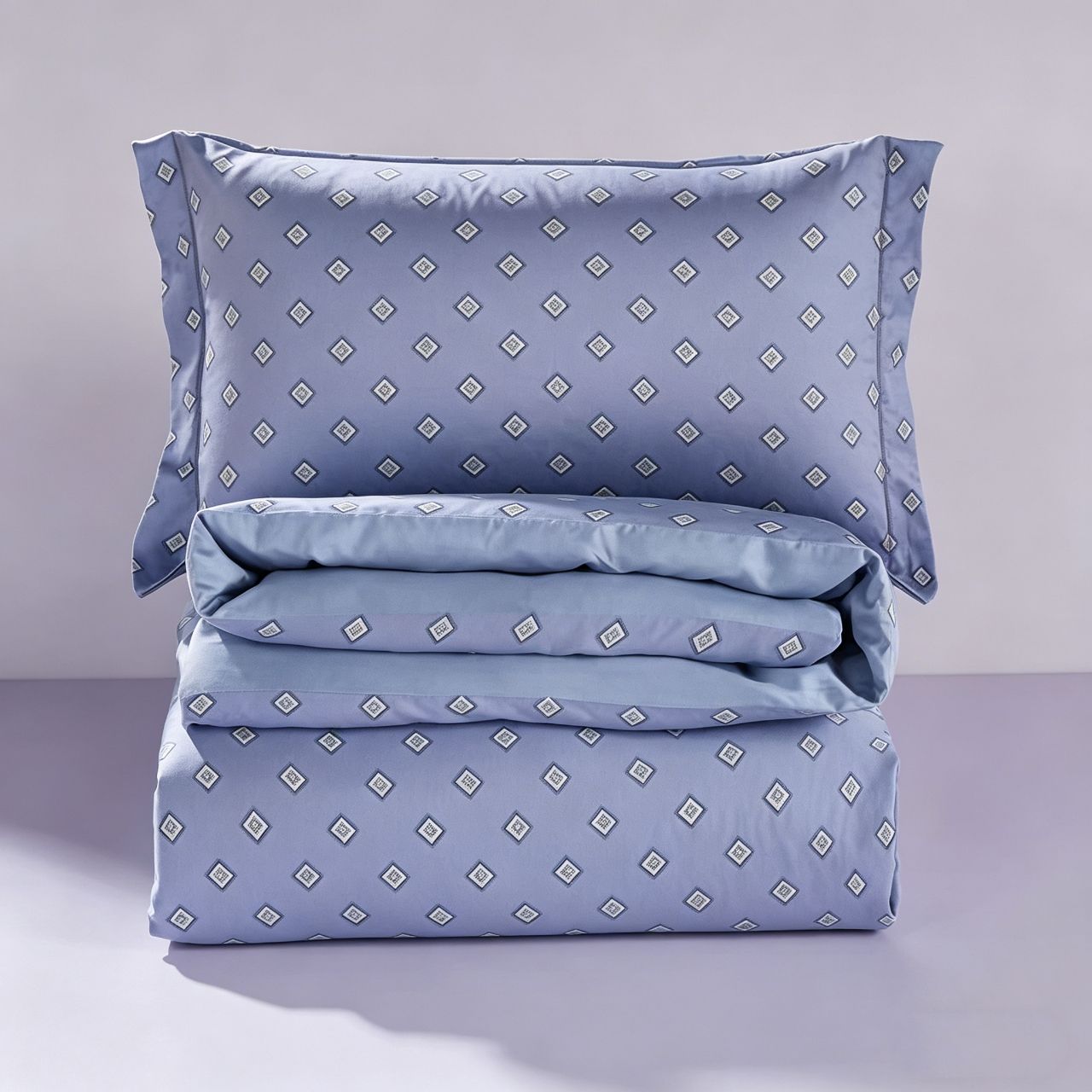 Custom Logo 300TC Printed Bedding Set Breathable Cooling Comforter for Home Bedroom OEM ODM