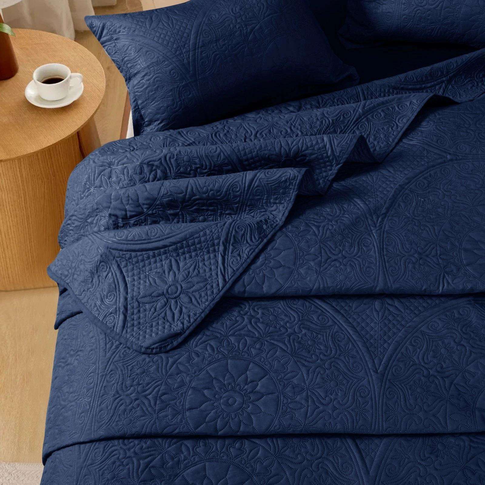 Navy Blue Jacquard Quilted Bedspread Set Three Piece Hotel Quality Breathable Fabric Double Bed Cover Home Bedroom Decor