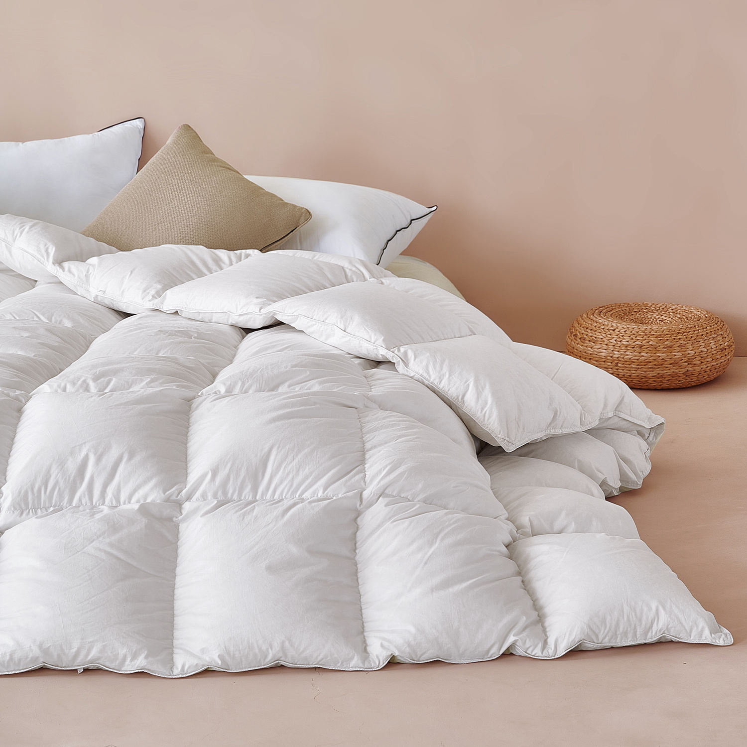 Personalized Customized Hotel Home Luxury Cotton Goose Feather Down Comforter All Seasons Warm Quilt