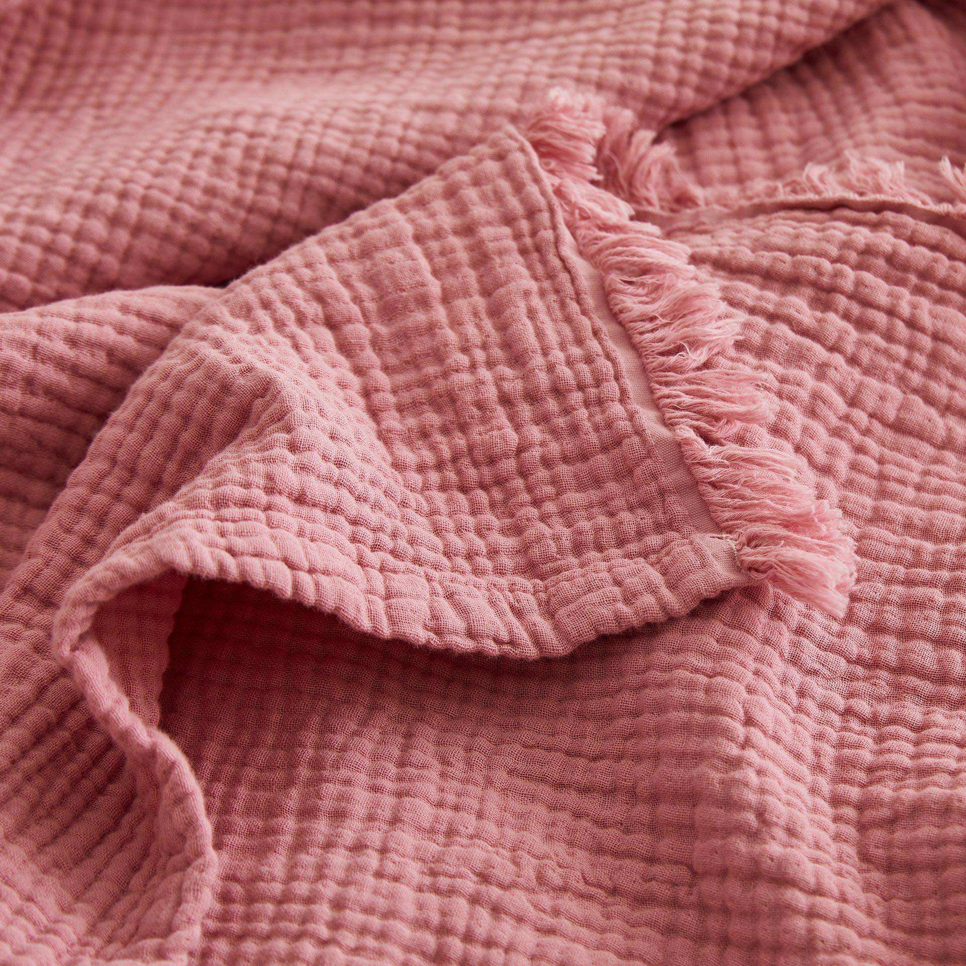 High Quality Muslin Gauze Throw Blanket with Tassels Pink Woven Fabric Soft Breathable for Home Decor OEM ODM