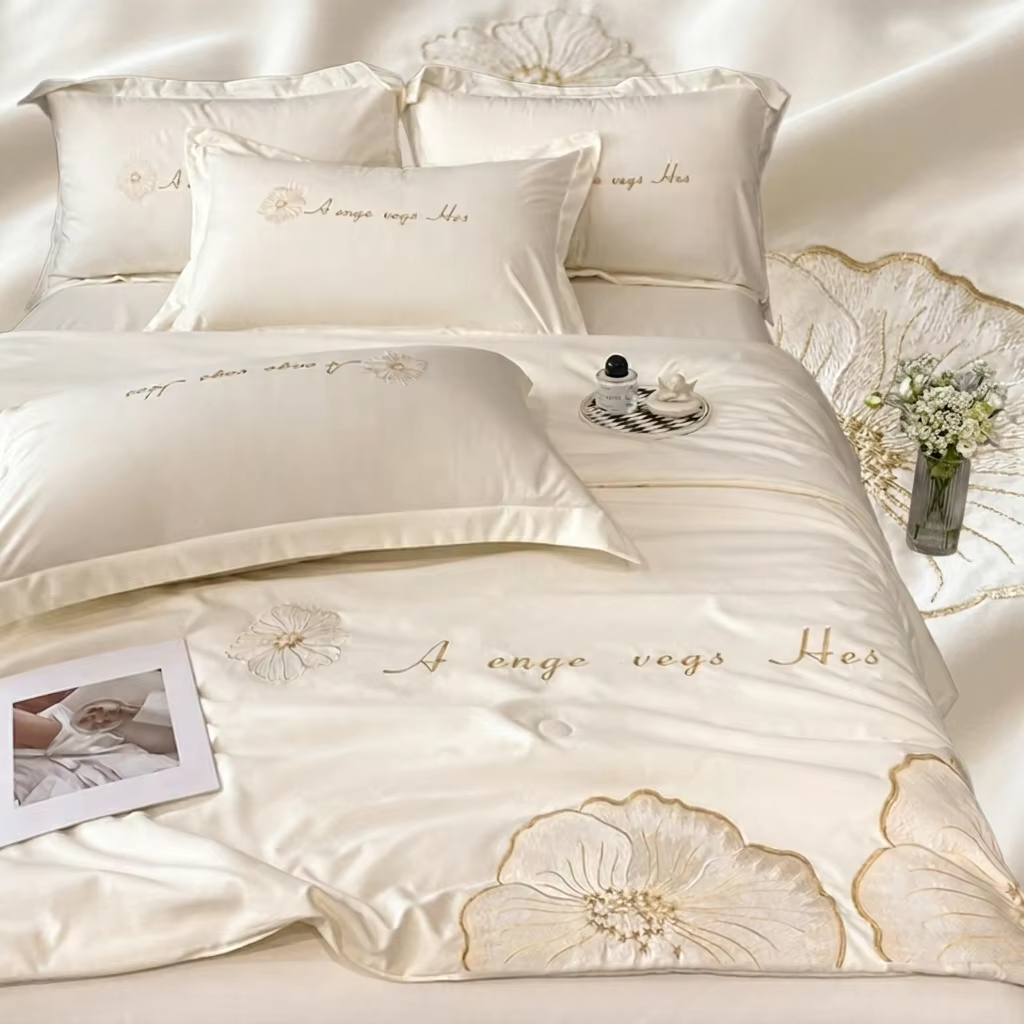 Custom OEM ODM Cool Touch Summer Comforter Set With Flower Embroidery All Season for Hotel Home Bedroom