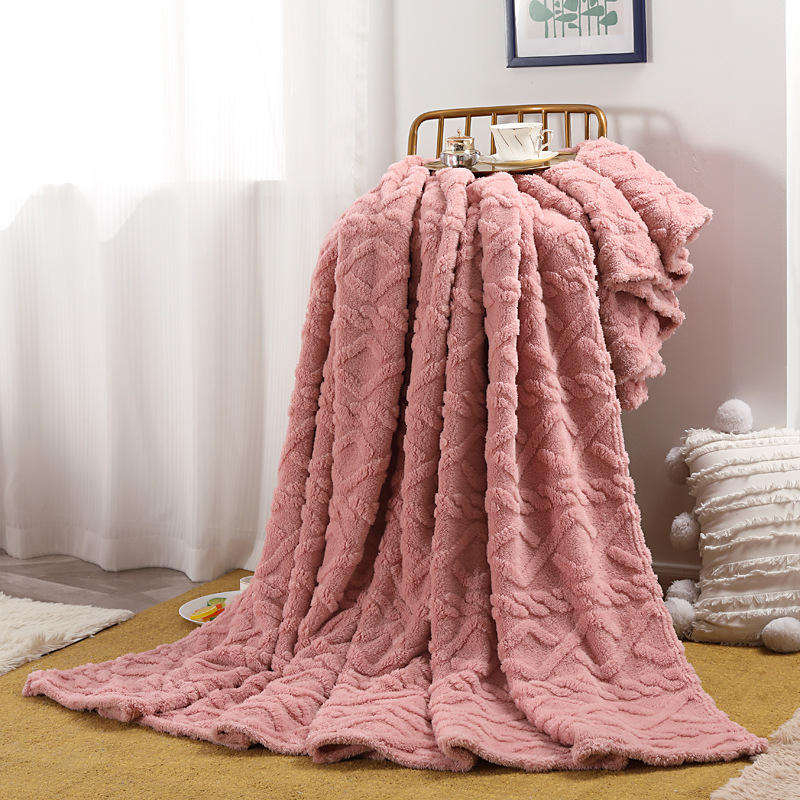Custom OEM ODM Thick Rabbit Plush Blanket Solid Color Winter Warm King Size 230x250cm Hotel Home Use