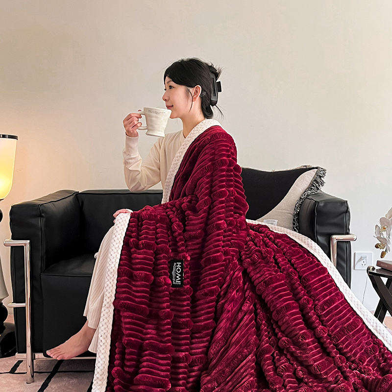 Custom OEM ODM Faux Rabbit Fur Blanket Anti-Pilling Soft Cozy Thickened Reversible for Hotel Homestay Bedroom Daily Home