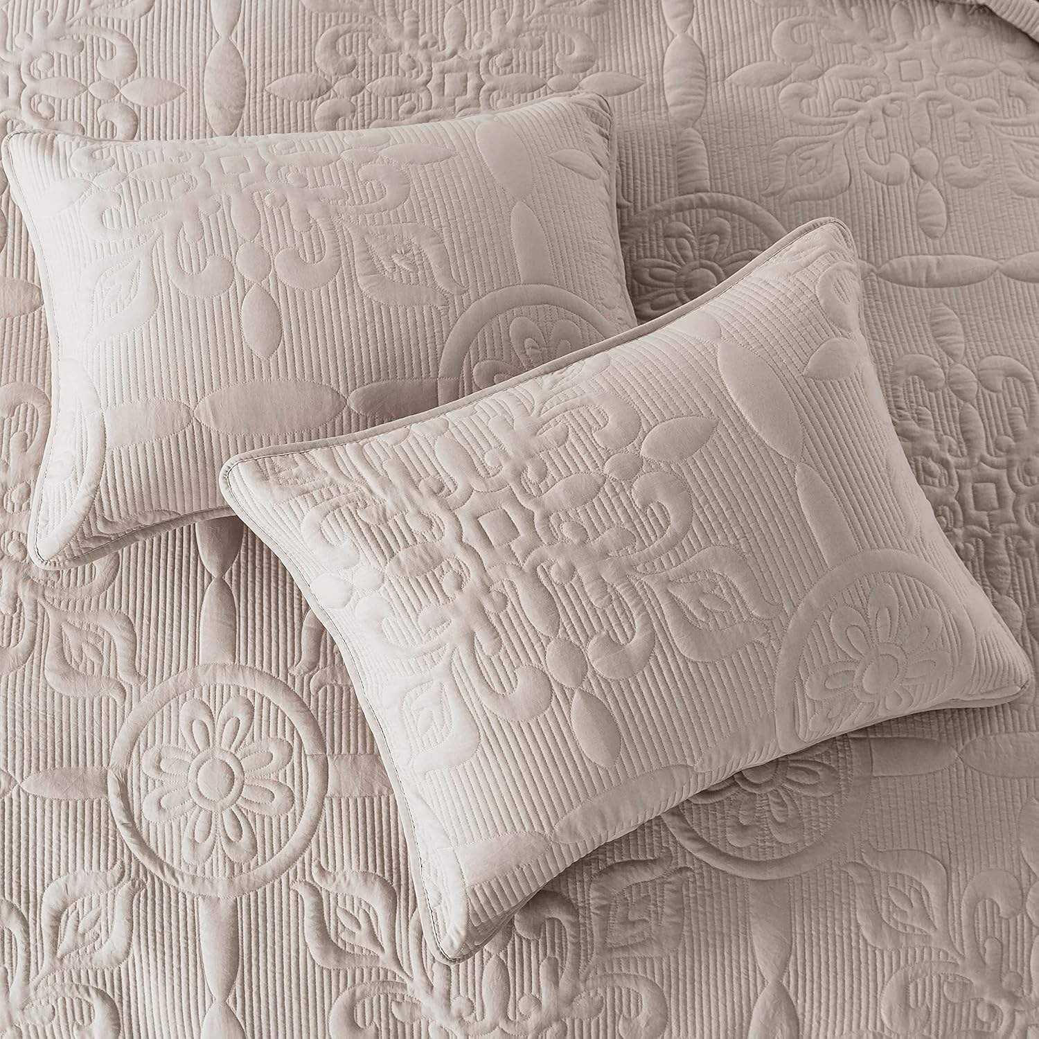High Grade Cotton Satin Quilted Bedspread Bedding Set Soft Silky Breathable Summer Quilt Bedspread For Bedroom Daily Use