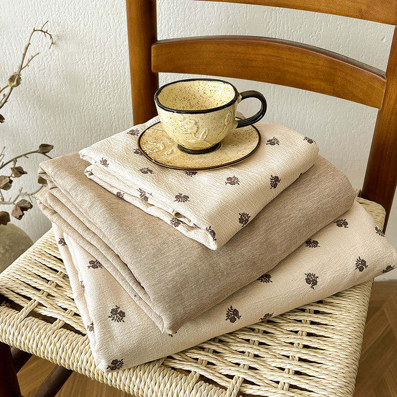 Custom OEM ODM Modern Style Small Floral High GSM Jacquard Washed Cotton Four-piece Bed Set for Home Bedroom