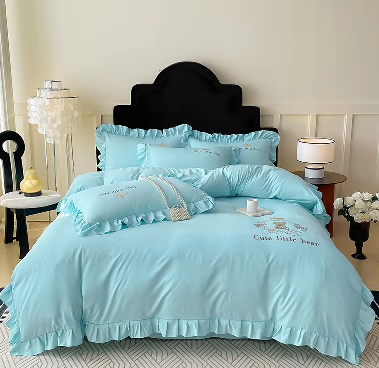 Premium French Style Washed Cotton Bedding Set Ultra Soft Breathable Embroidered Ruffle Trim Bed Set for Home Hotel Decoration