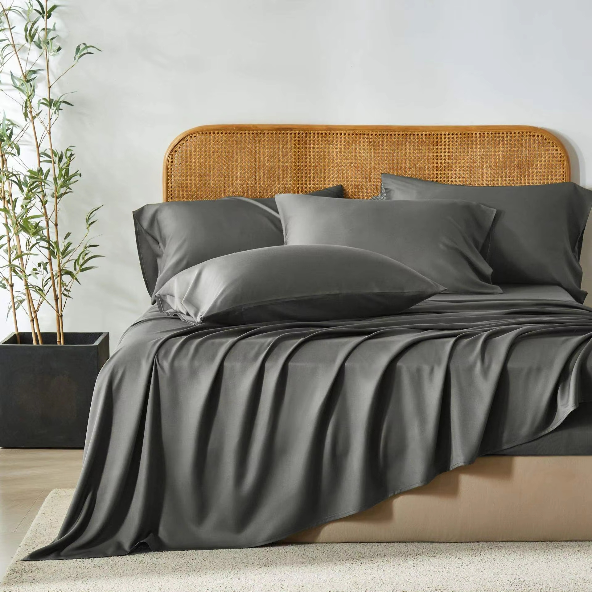 Wholesale Premium 4 Piece Hotel Silky Bedding Set Rayon Derived From Bamboo With 16 Inch Deep Pocket Cooling Sheet Set