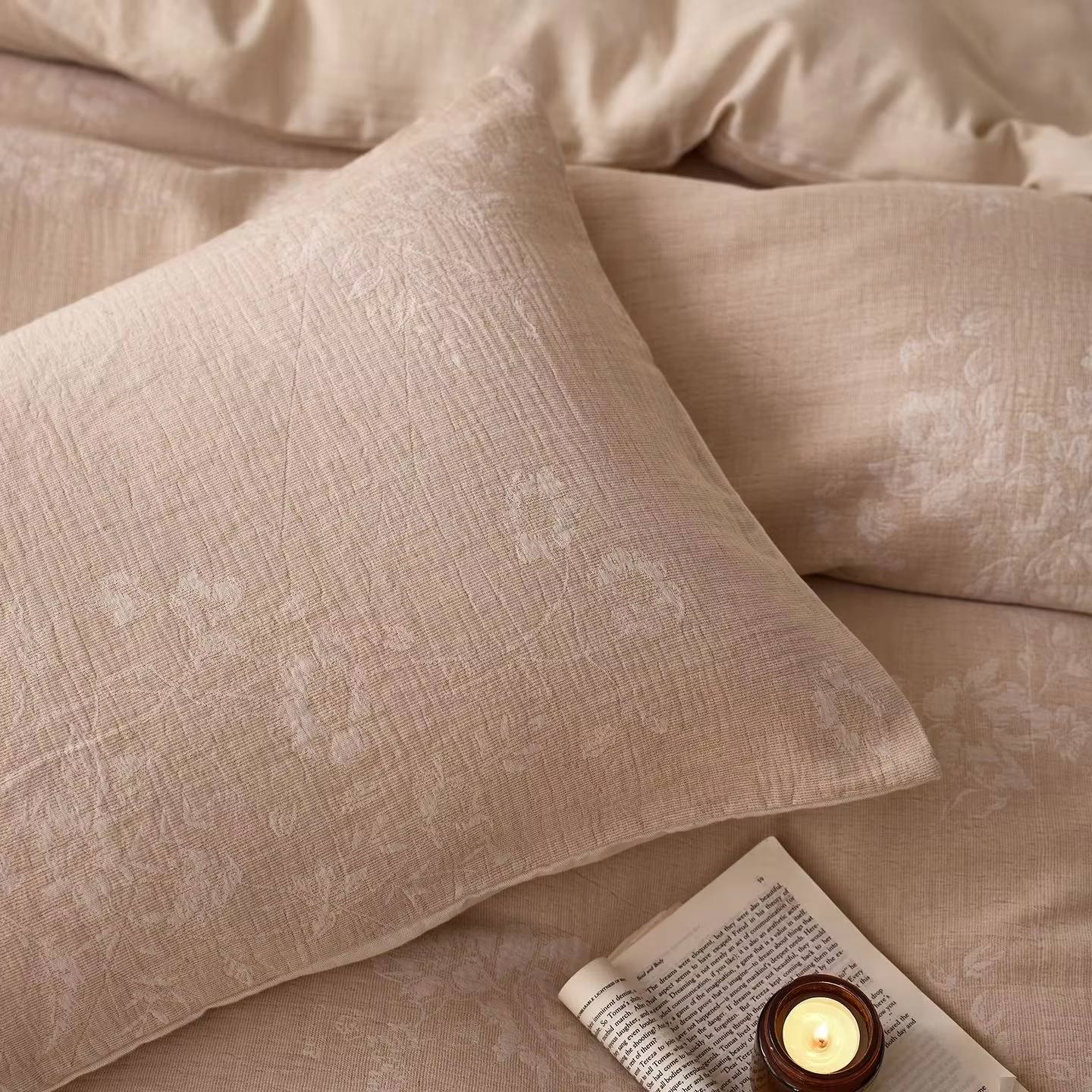 Wholesale Custom OEM ODM Vintage Cotton Touch Lace Bedding Set 3PC Soft Skin Friendly Breathable Durable for Retro Style Bedroom