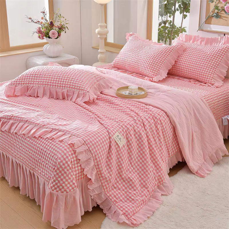Made of premium washed cotton fabric with high weight process, ultra soft and skin-friendly touch, breathable and moisture-wicking, comfortable for all seasons without stuffiness. Adopts exquisite embroidery craftsmanship with decorative ruffle trim desig