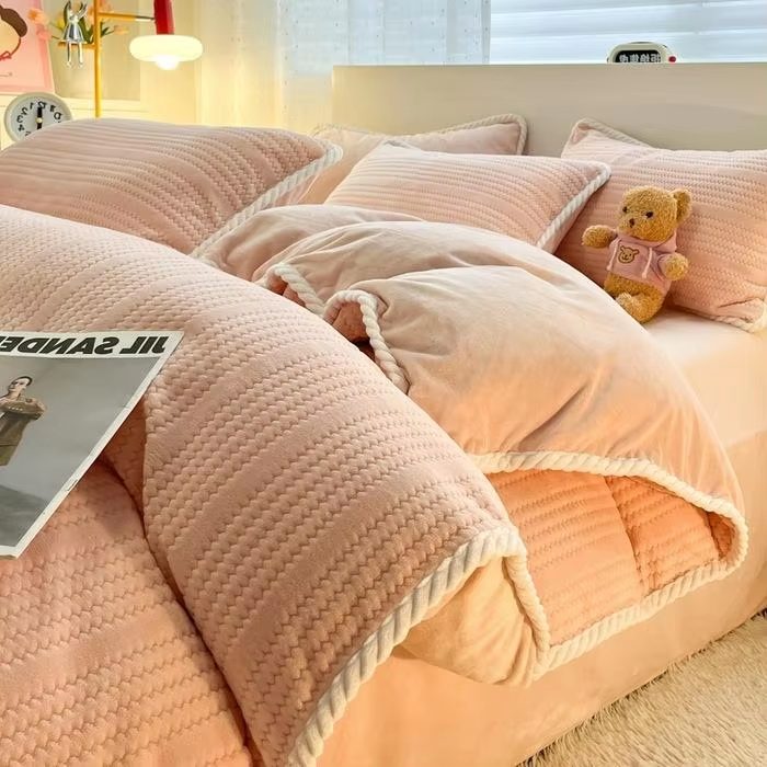 Wholesale Premium Double Sided Coral Fleece Bedding Set Knitted Texture Soft Warm Flannel Duvet Cover Set for Winter Bedroom Use