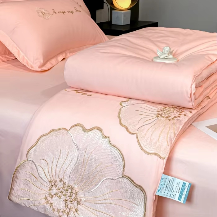 Custom OEM ODM Cool Touch Summer Comforter Set With Flower Embroidery All Season for Hotel Home Bedroom