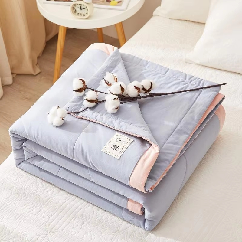 Custom OEM ODM 100% Cotton Summer Cool Quilt Soft Durable Breathable Quilt Suitable for All Home Hotel Use