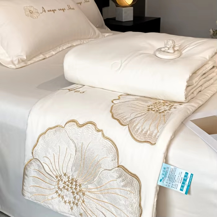 Custom OEM ODM Cool Touch Summer Comforter Set With Flower Embroidery All Season for Hotel Home Bedroom