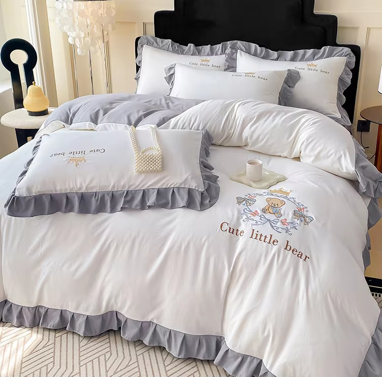 Premium French Style Washed Cotton Bedding Set Ultra Soft Breathable Embroidered Ruffle Trim Bed Set for Home Hotel Decoration
