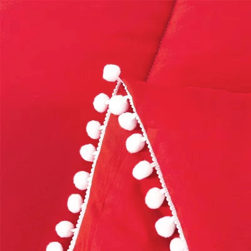 New Arrive All Season Comforter Set OEM ODM With Pom Pom Trim Skin Friendly Breathable Warm for Daily Home Hotel Use