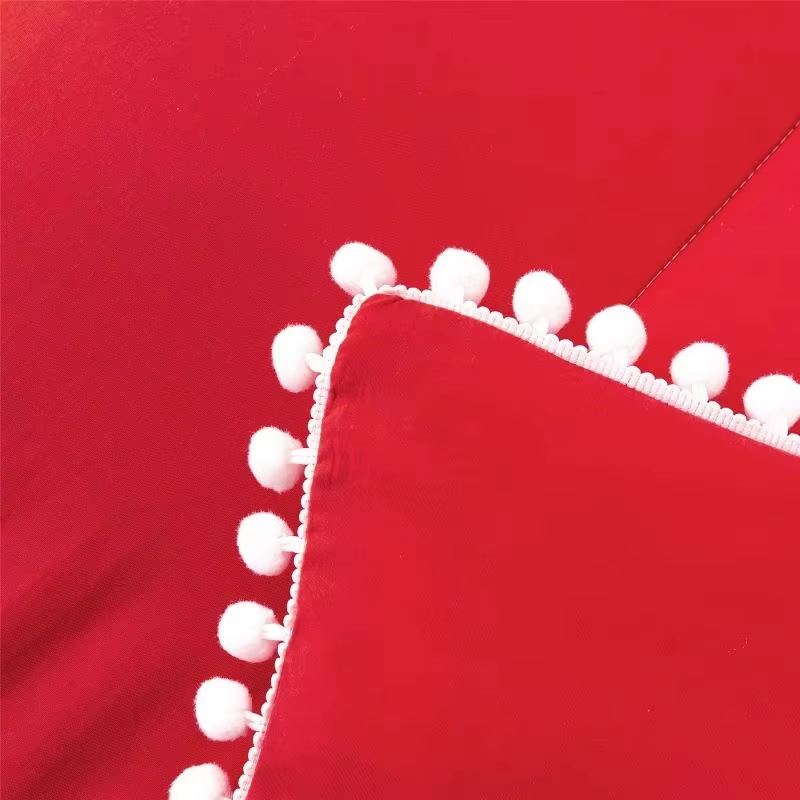 New Arrive All Season Comforter Set OEM ODM With Pom Pom Trim Skin Friendly Breathable Warm for Daily Home Hotel Use