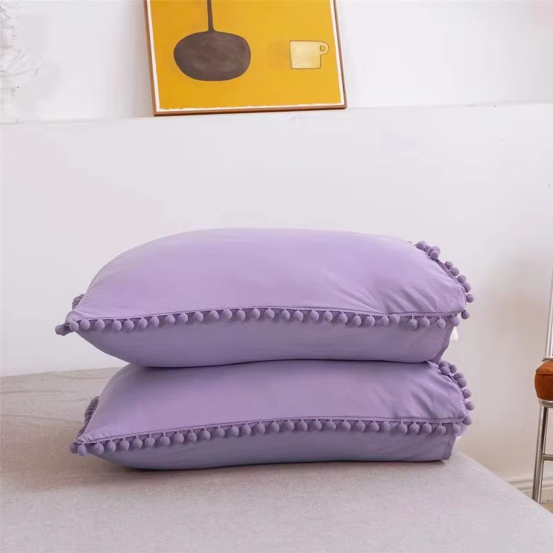 New Arrive All Season Comforter Set OEM ODM With Pom Pom Trim Skin Friendly Breathable Warm for Daily Home Hotel Use