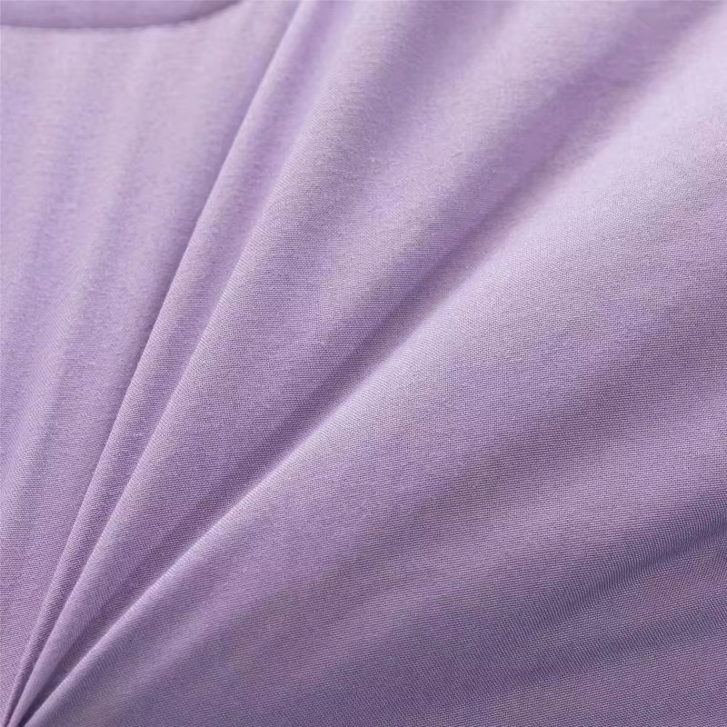 New Arrive All Season Comforter Set OEM ODM With Pom Pom Trim Skin Friendly Breathable Warm for Daily Home Hotel Use