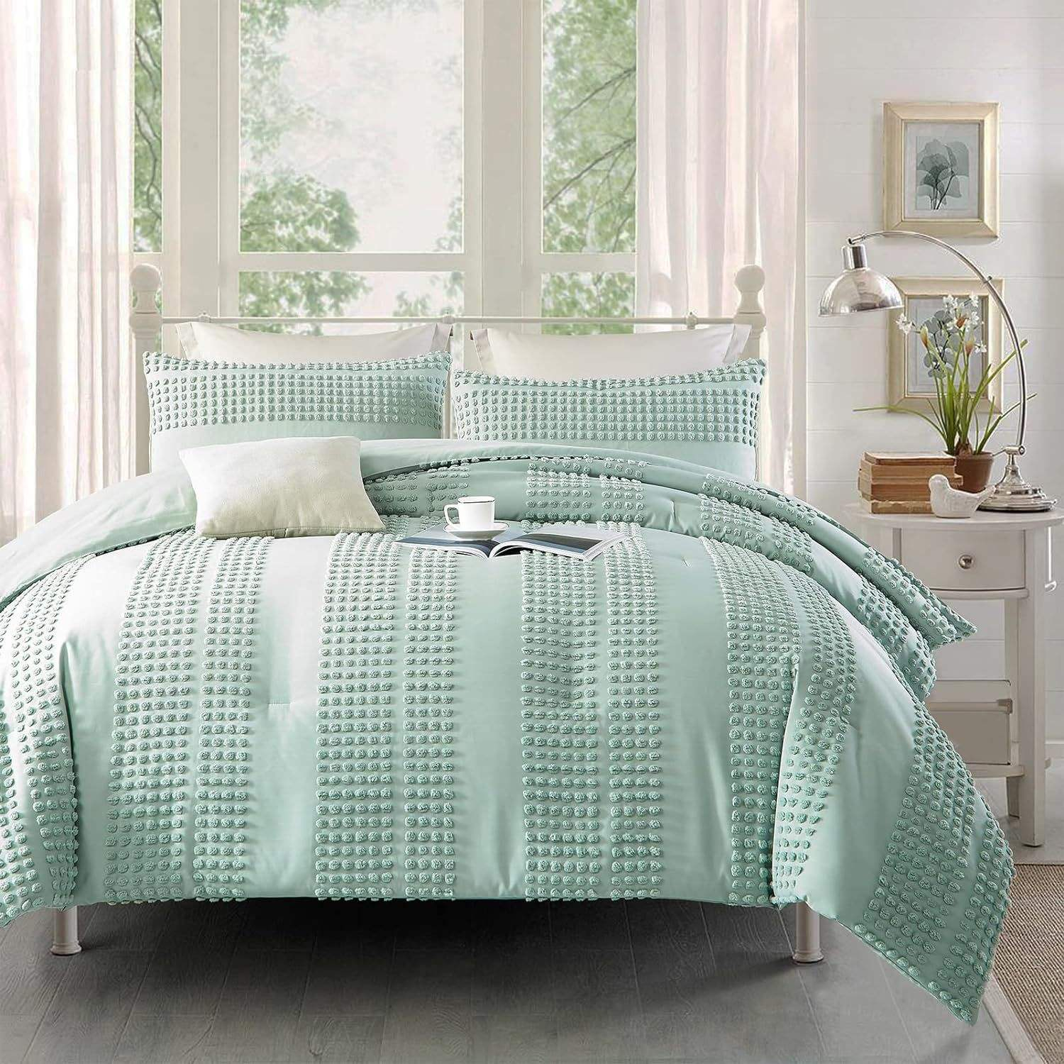 Factory Stock Boho Textured Tufted Comforter 3PCS Set Duvet Bed in a Bag Set Design Soft Breathable Fluffy Bedding Set OEM ODM