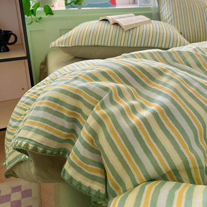 2026 Custom New Arrival a Class Embroidered 100 Percent Cotton 300TC Bedding Set OEM ODM All Season Use