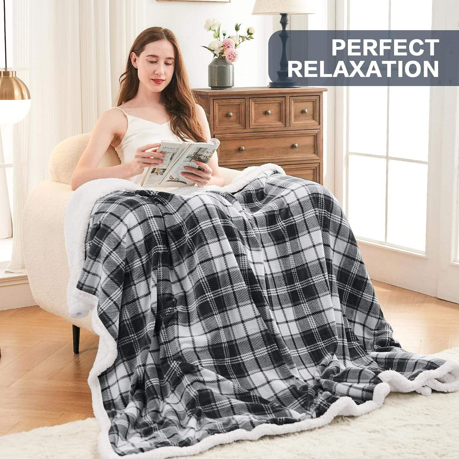 Premium Plaid Sherpa Throw Blanket Double Layer Flannel Soft Breathable Warm Cozy Blanket for Daily Rest and Home Decoration